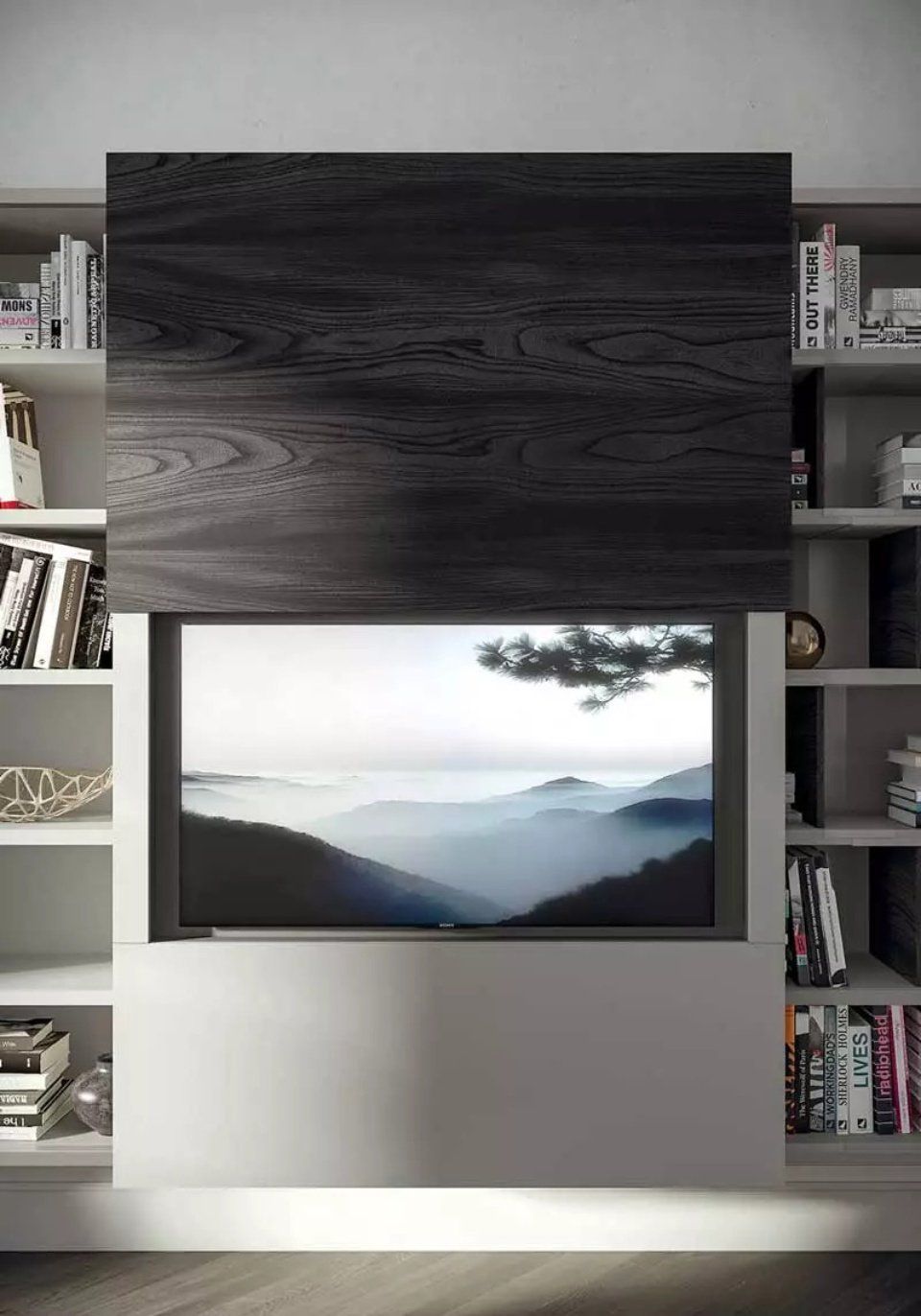 parete attrezzata con mensole e lastra di legno scuro