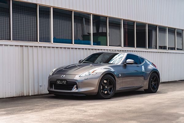 Sell My Car Nissan 370Z Coupe