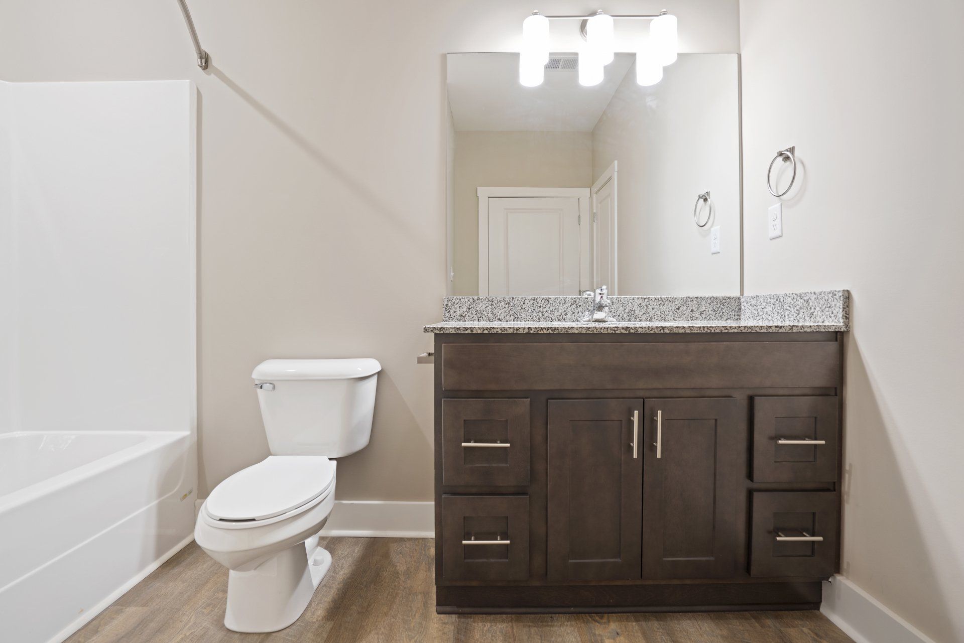 Twin Springs at 2940 Highway 31W, White House, Tennessee