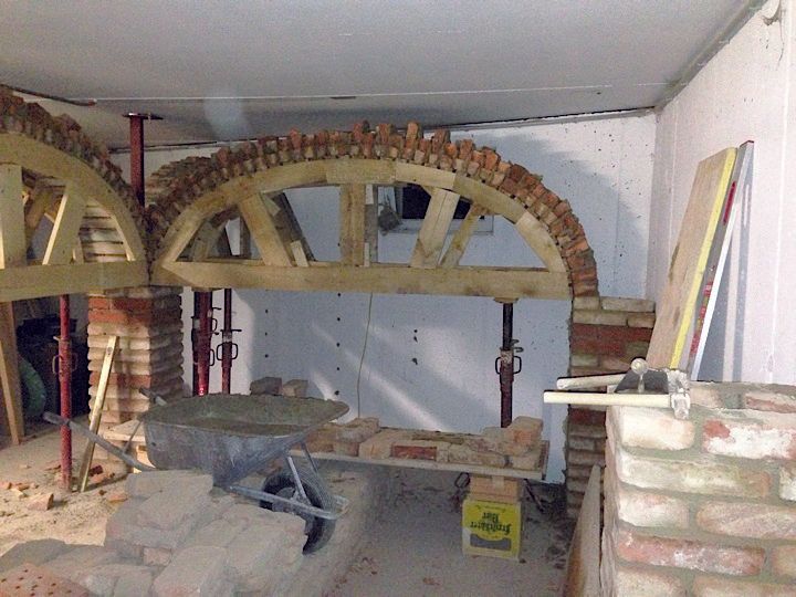 Weinkellerbau in einem bestehenden Keller