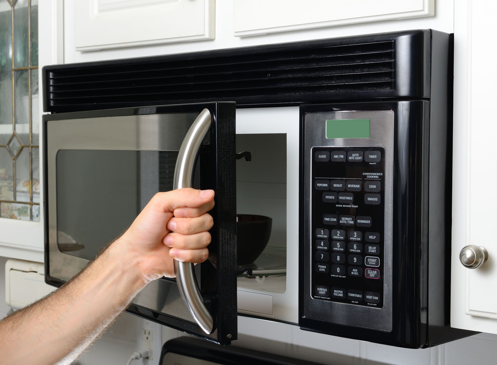 Black microwave oven | Pennsauken, NJ | H and R Appliances