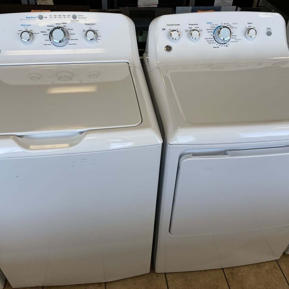 A washer and dryer are sitting next to each other | Pennsauken, NJ | H and R Appliances