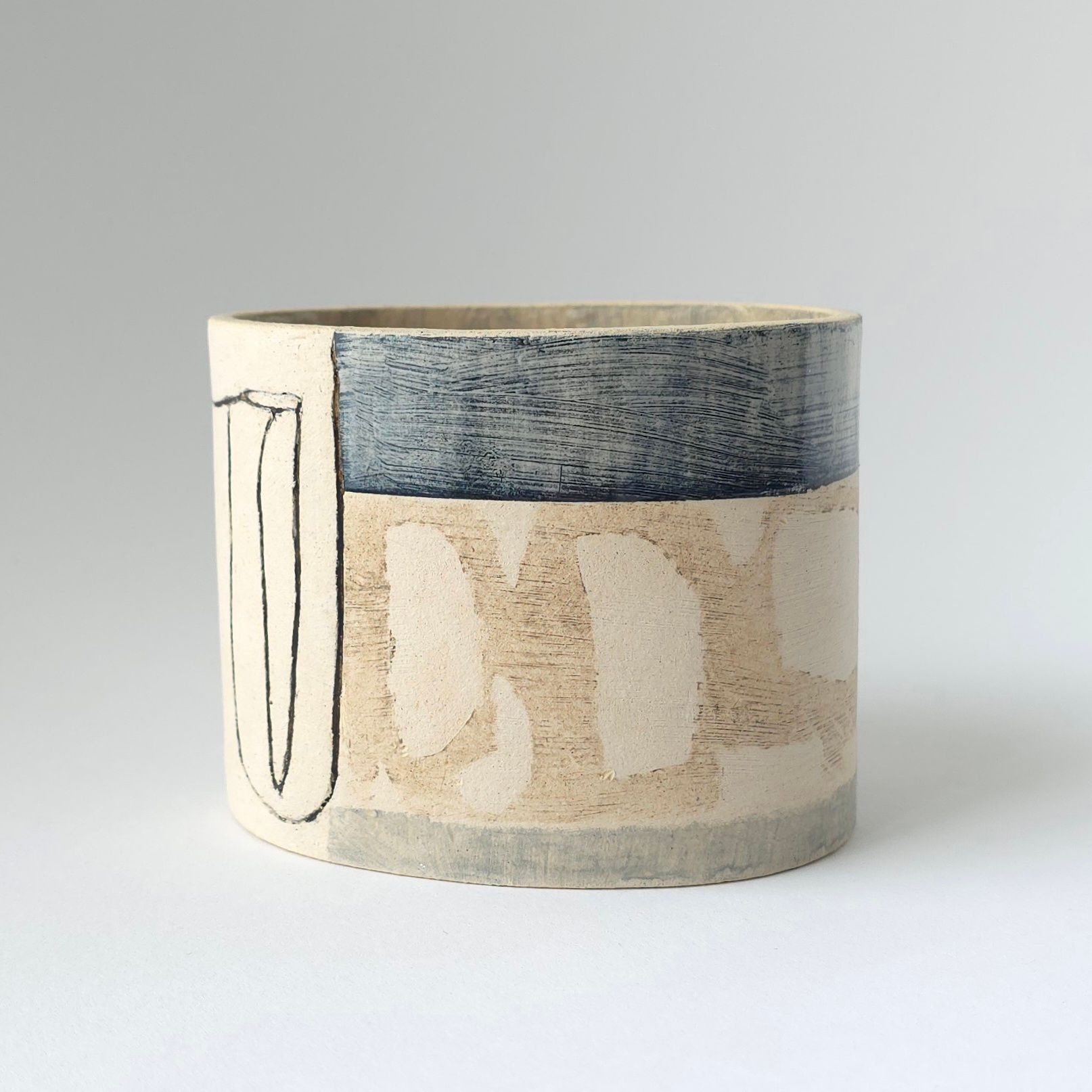  Vessel LXXXII Stoneware 9cm tall £90