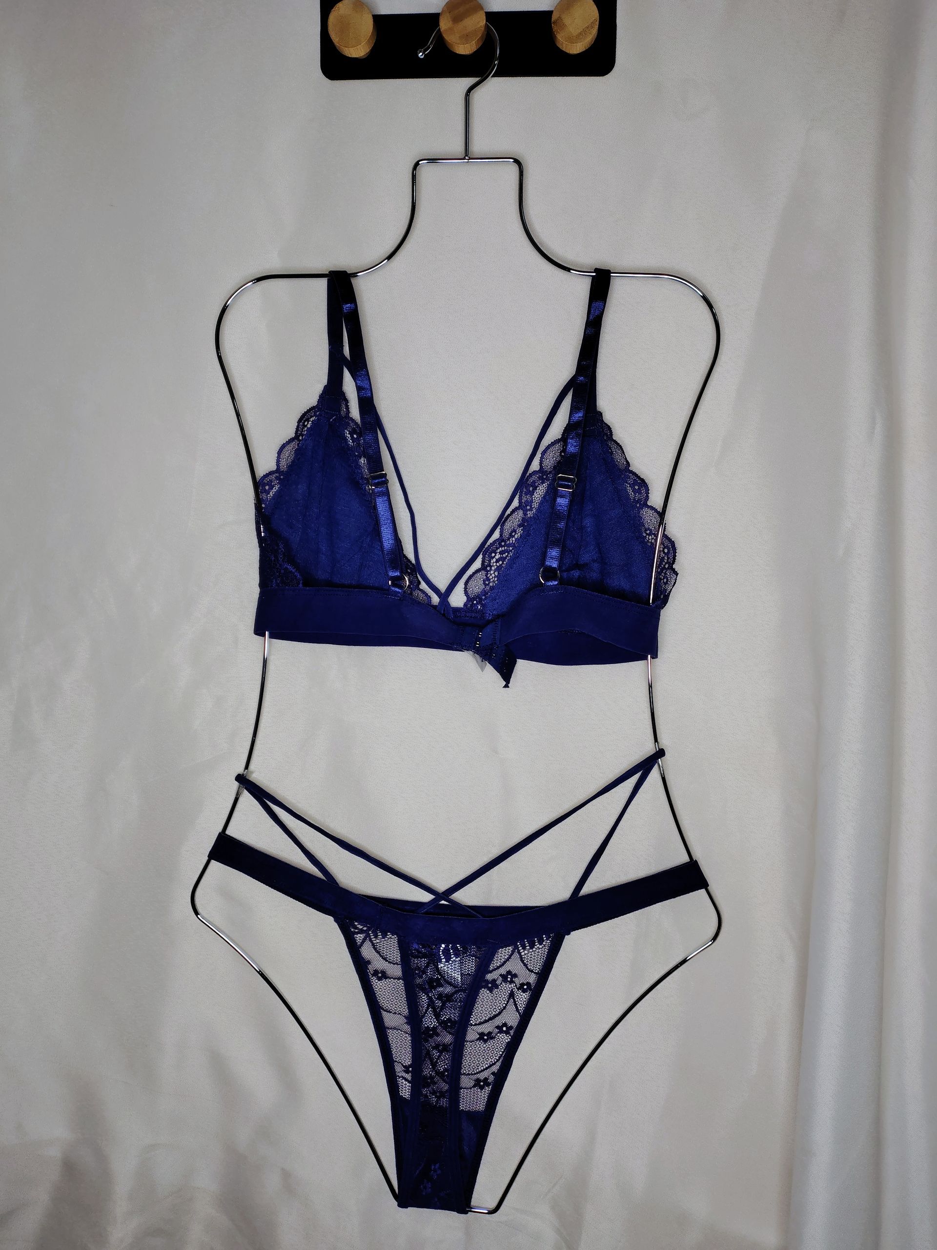 Conjunto encaje Needfeel