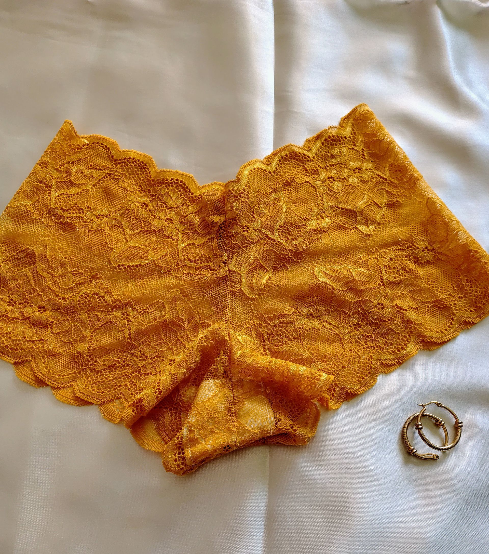 Culote encaje Mostaza