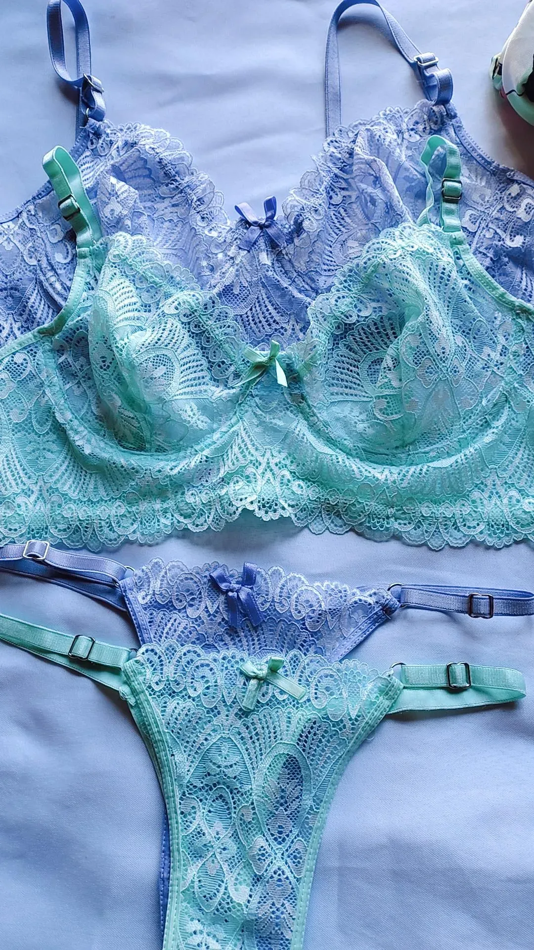 conjunto Encaje CELI 760 lila y AQua