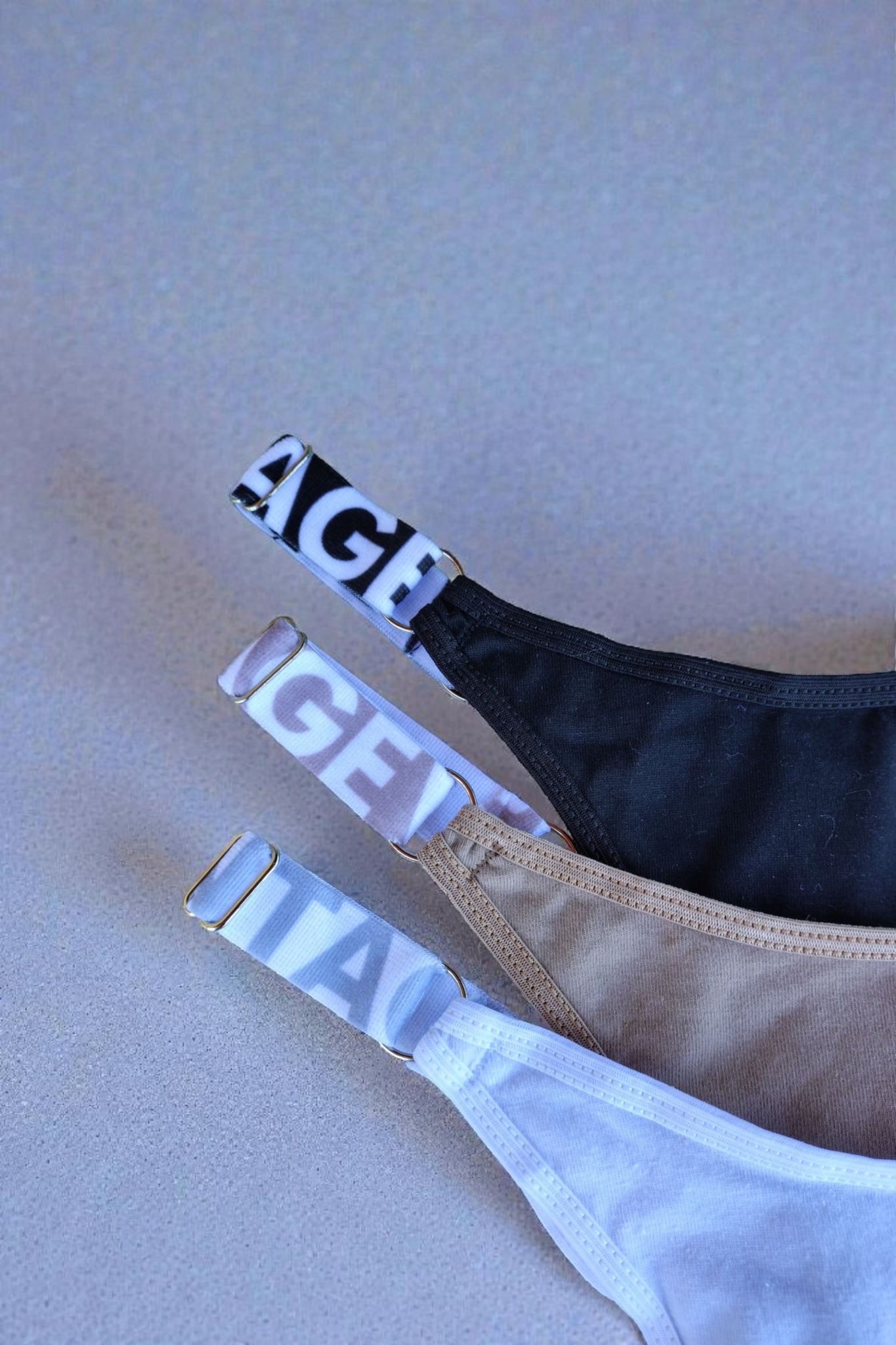 PACK X 3 VINTAGE 4483