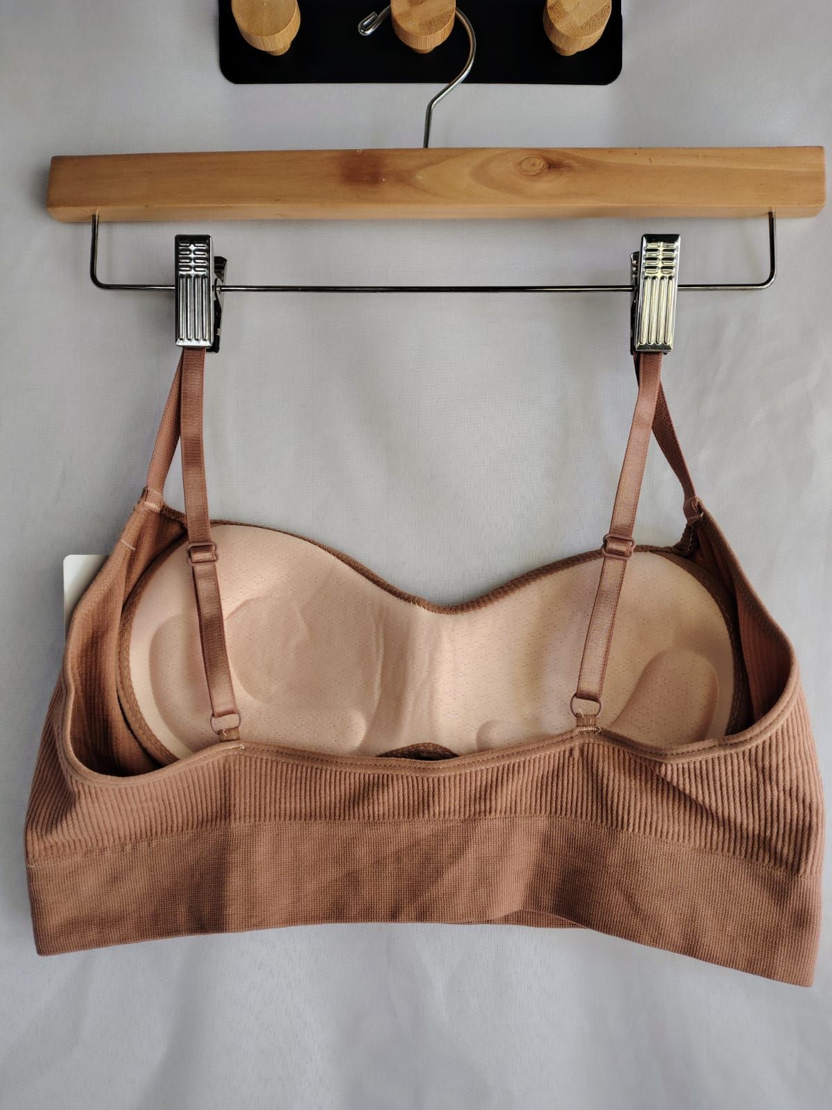 Sujetador marrón sin costuras