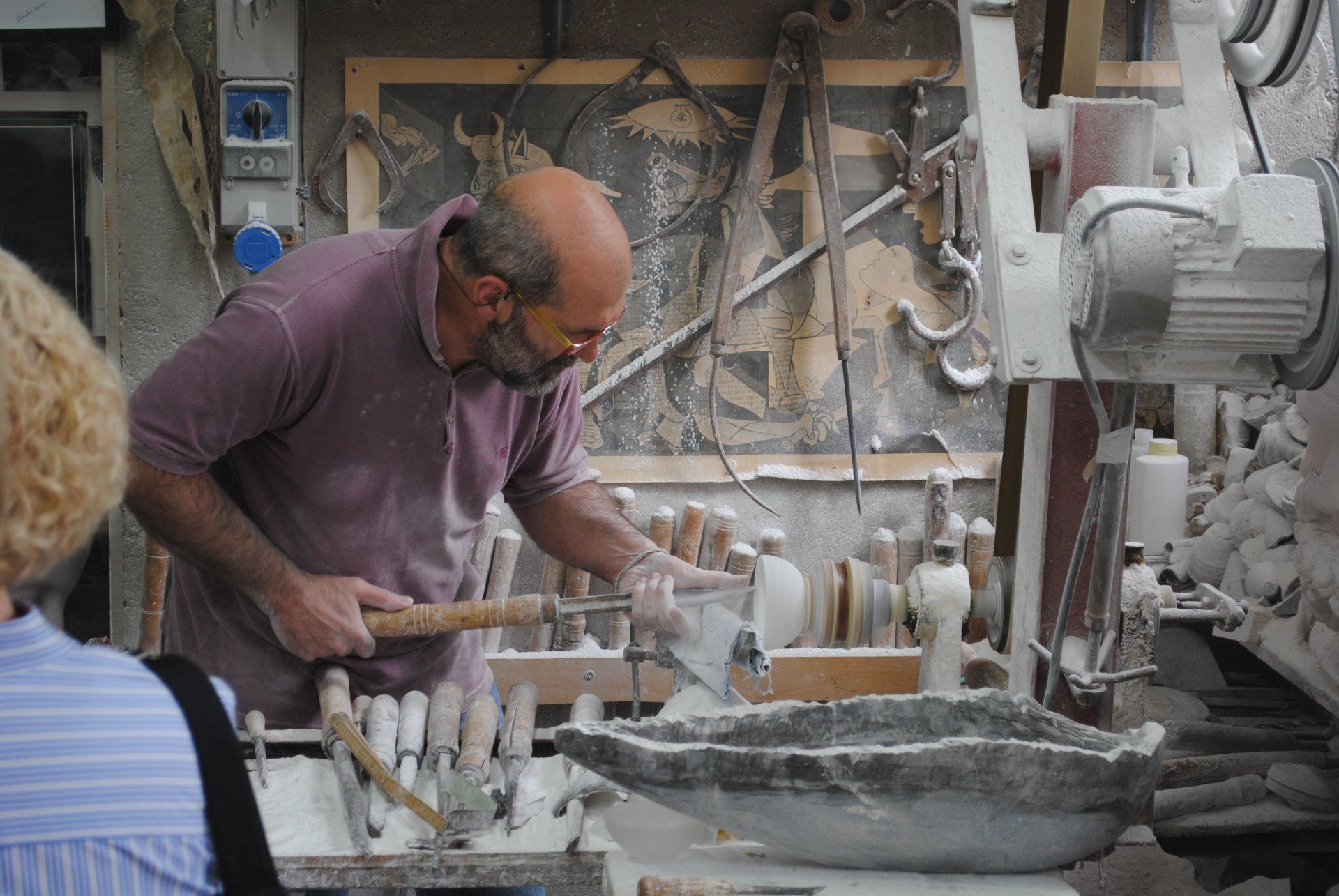 Volterra alabaster maestro at work