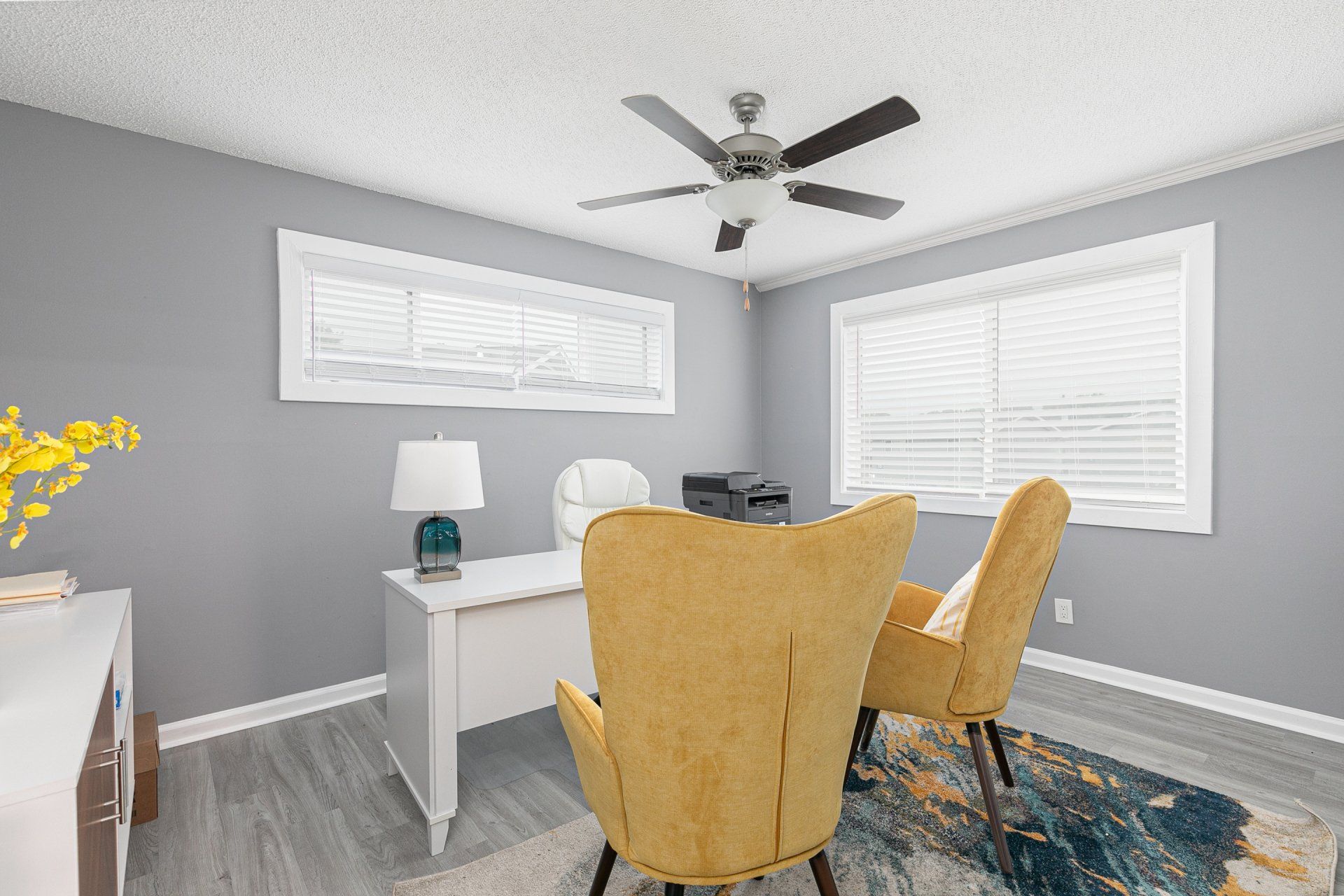 Gateway South Desk and Chairs 2