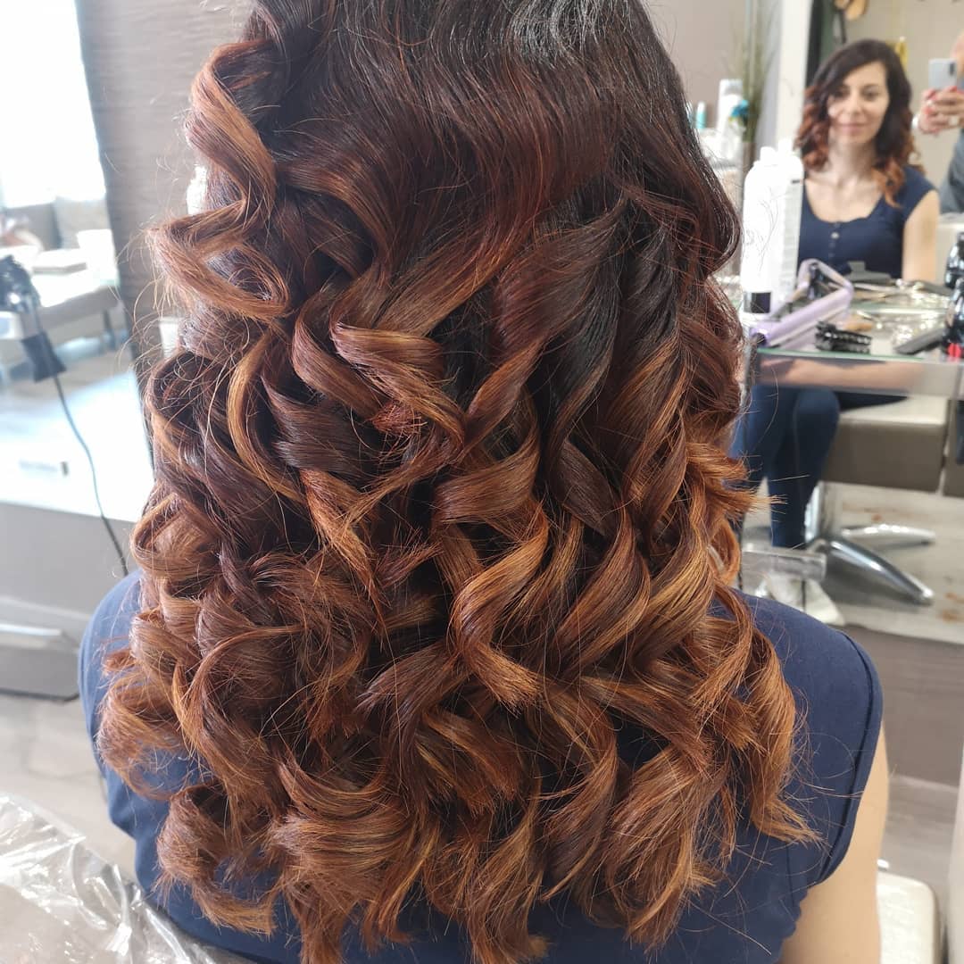 COLORAZIONE CAPELLI