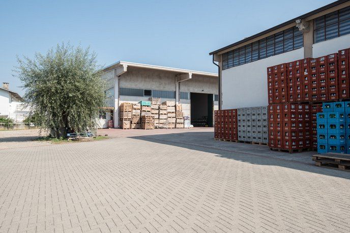 parcheggio ditta fornitrice di bevande