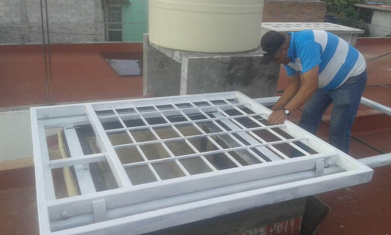 PLOMERÍA EN GENERAL ESQUIVEL Trabajos de plomería y de herrería en Morelia, Michoacán