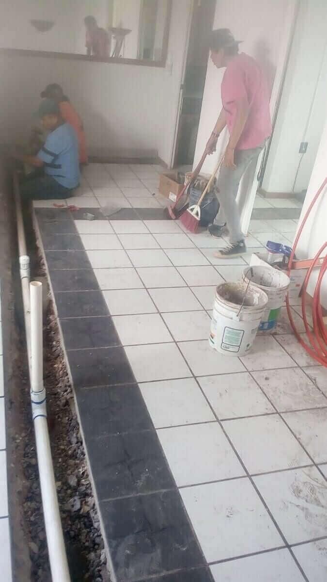 PLOMERÍA EN GENERAL ESQUIVEL Trabajos de remodelación y de electricidad Morelia, Michoacán