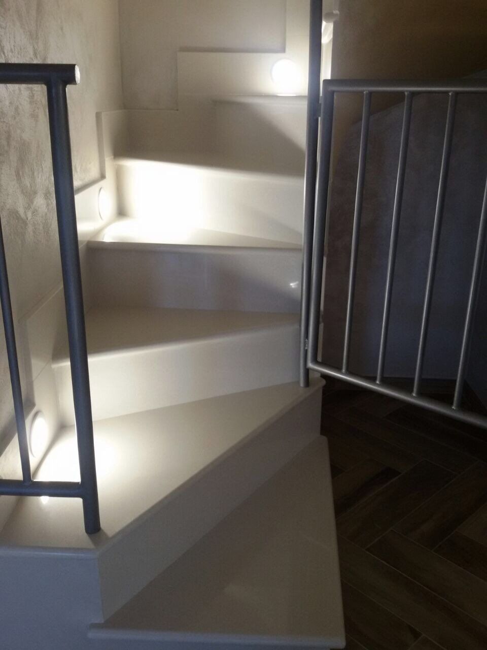 scala artigianale in marmo