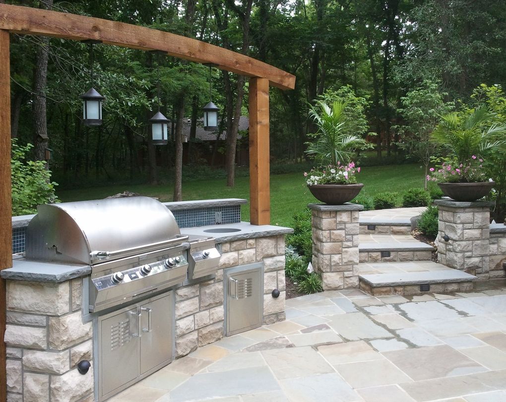 outdoor kitchen pale stone