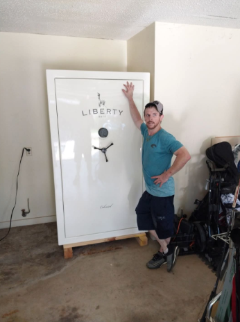 Mike's Moving T-Shirt Logo