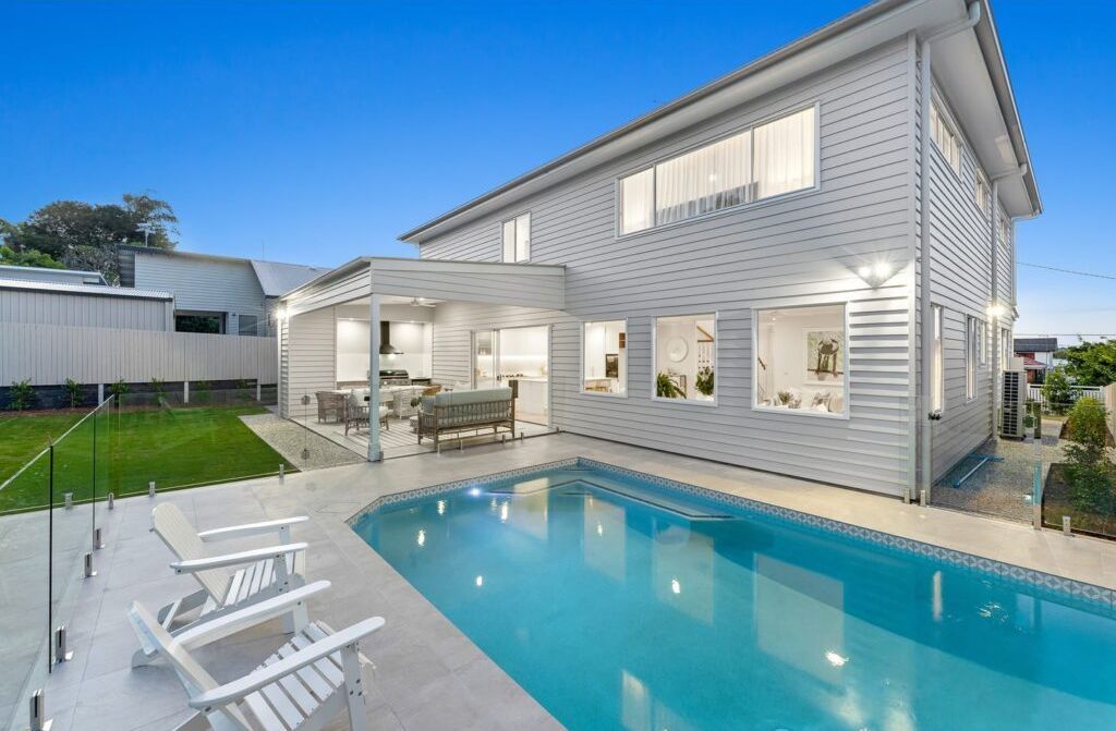 Big White House and a Nice Swimming Pool | Strathpine, Qld | Strathpine Design & Drafting