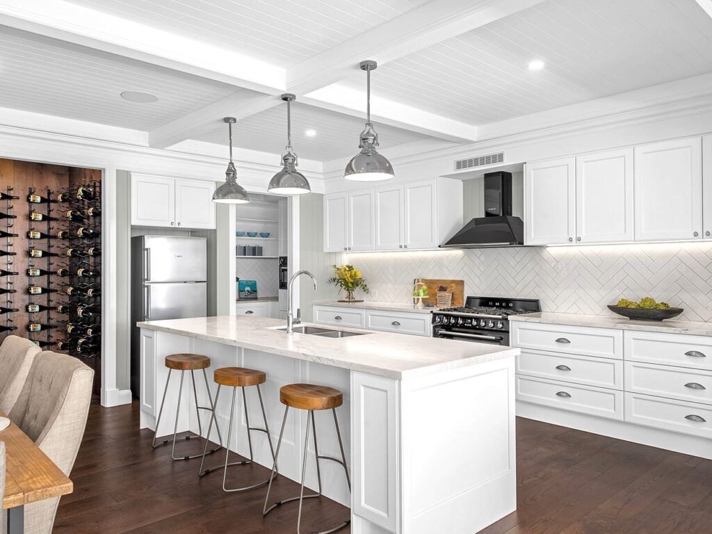 High Chairs and White Accent Colour Kitchen | Strathpine, Qld | Strathpine Design & Drafting