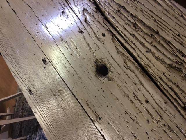 Bancone con legno da recuperare