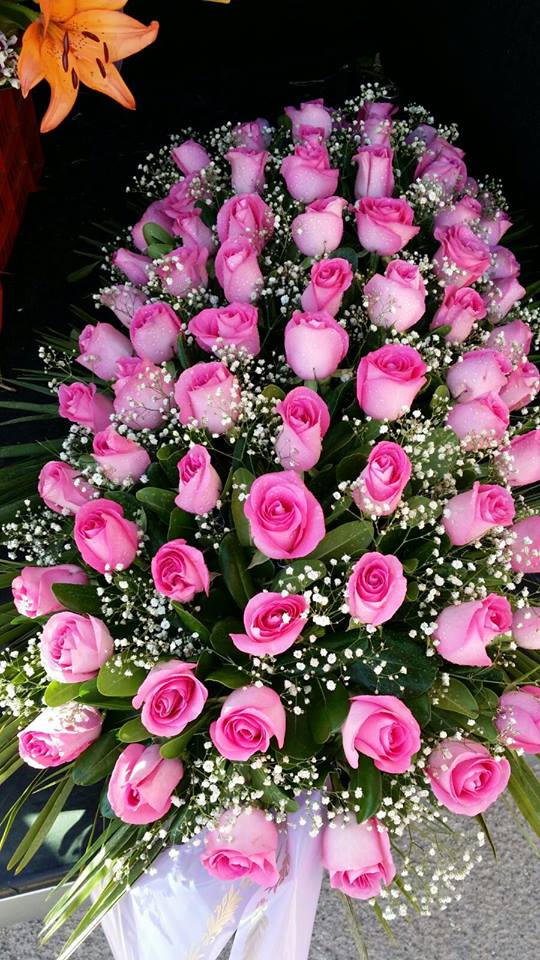 Cuscino funebre con rose