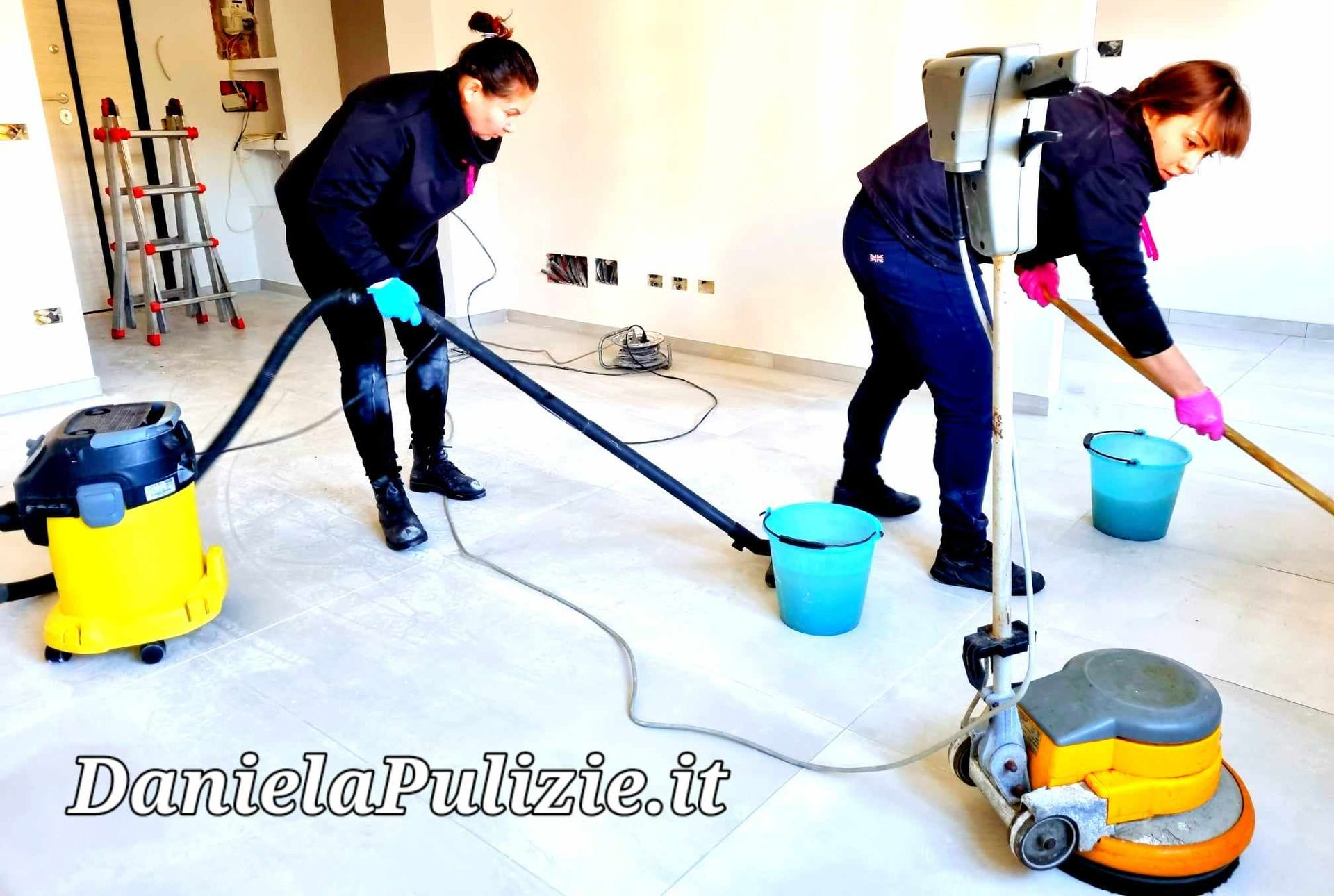 pulizie piastrelle in ceramica