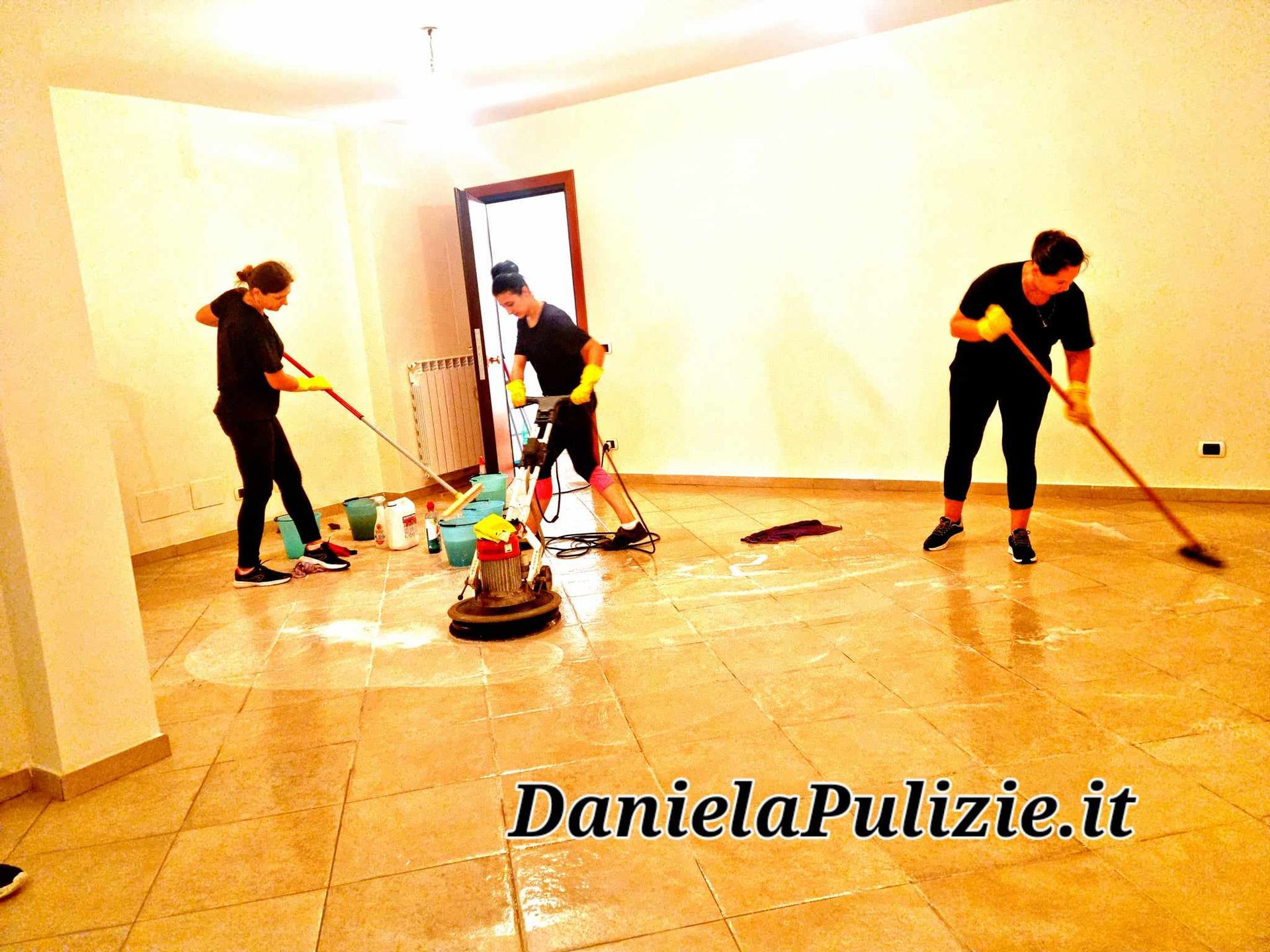 pulizie gres porcellanato effetto pietra