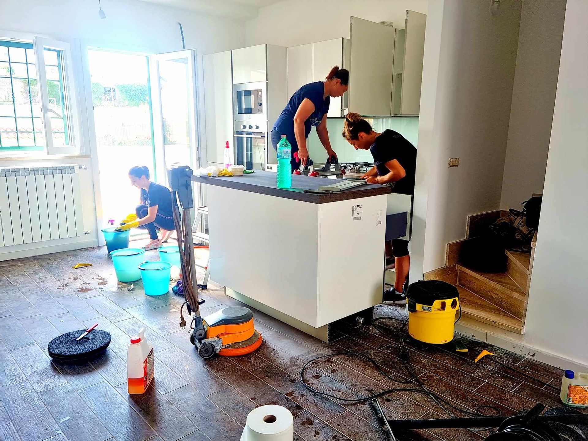 pulizia cucina dopo ristrutturazione