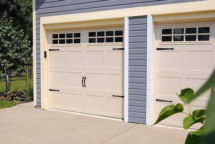 5250 stamped carriage house garage door