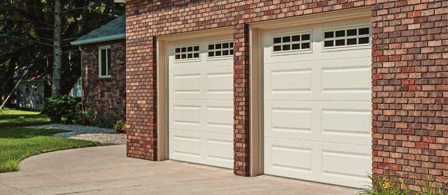 CHI 4206 Raised Panel Garage Door