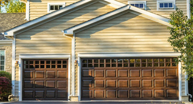 2216 accents woodtone garage door