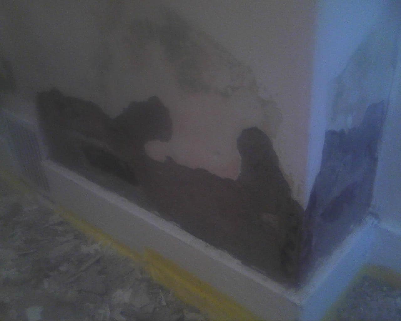 Before Fixing the Wall — Hammond, IN — Bob's Plastering & Painting