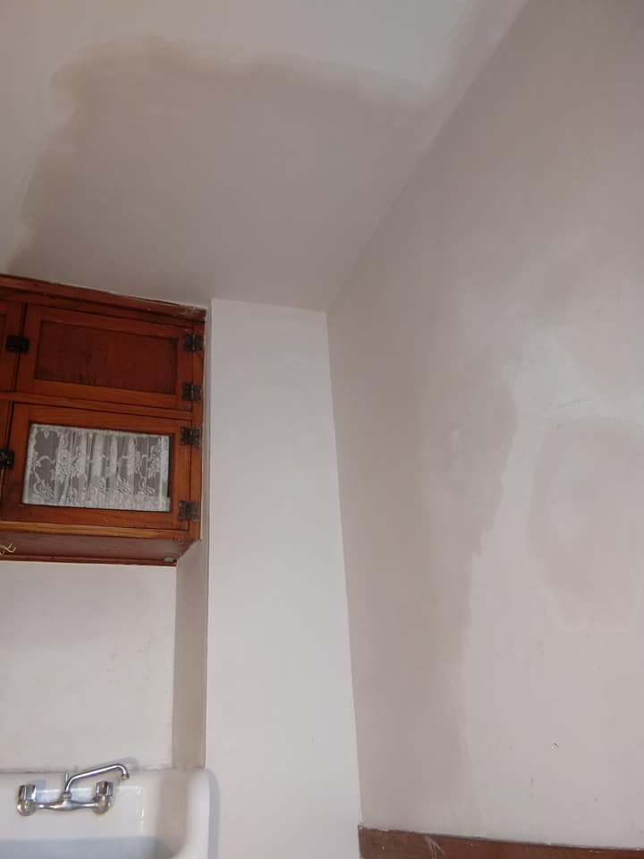 Newly Repaired Wall and Ceiling — Hammond, IN — Bob's Plastering & Painting