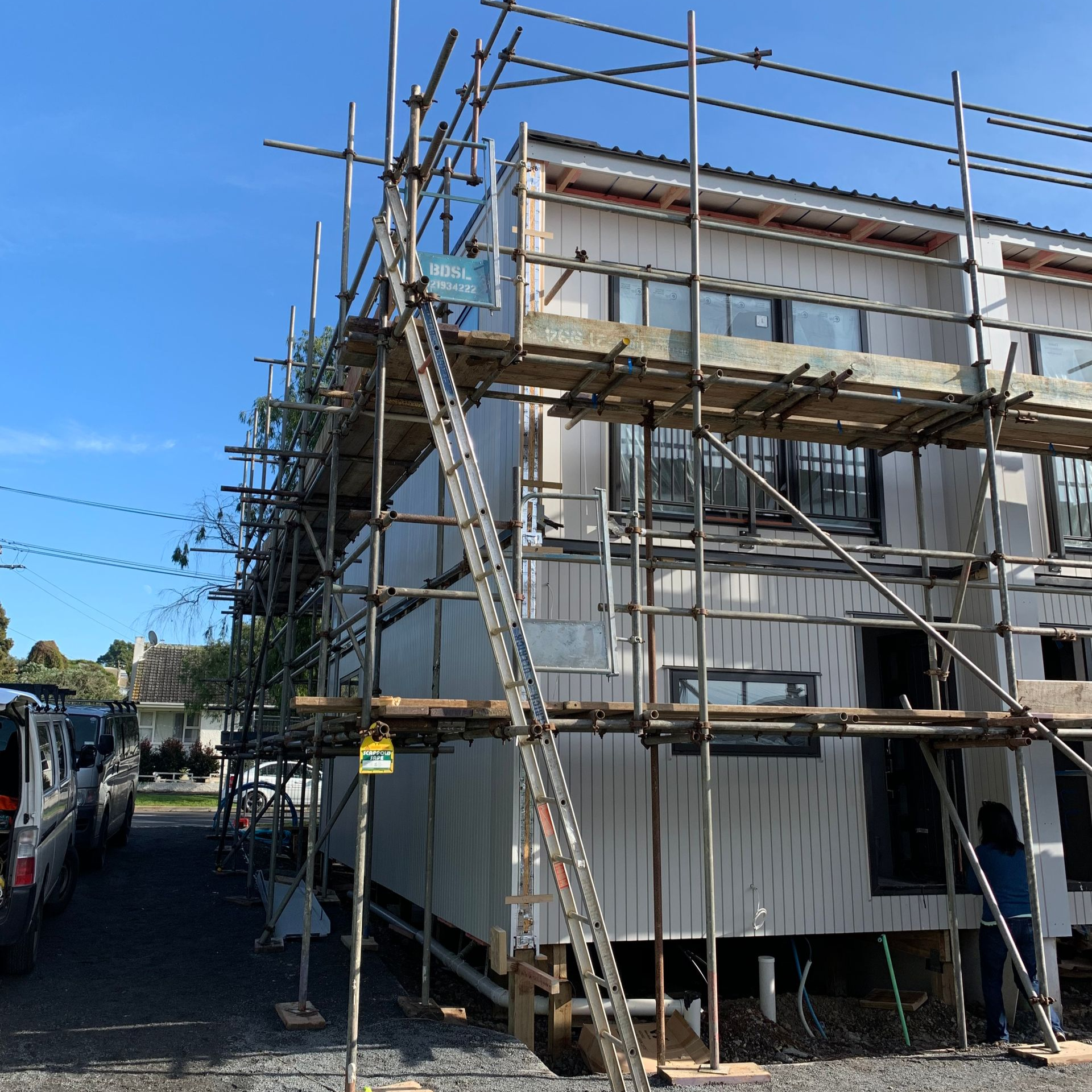 Construction by Neda Builda