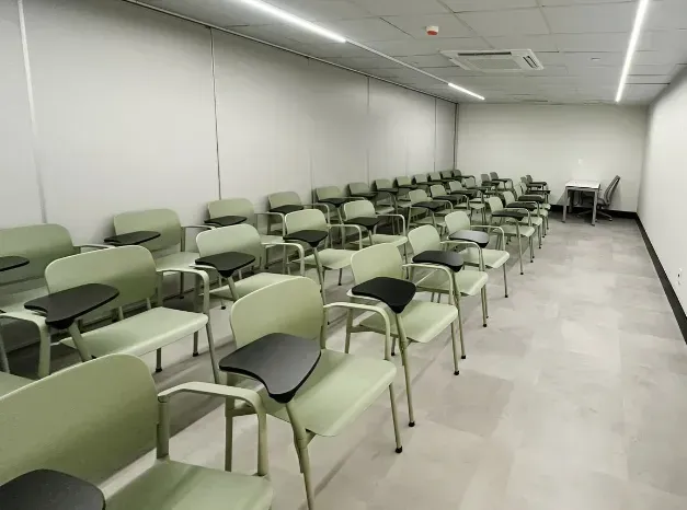 obras em instituições de ensino