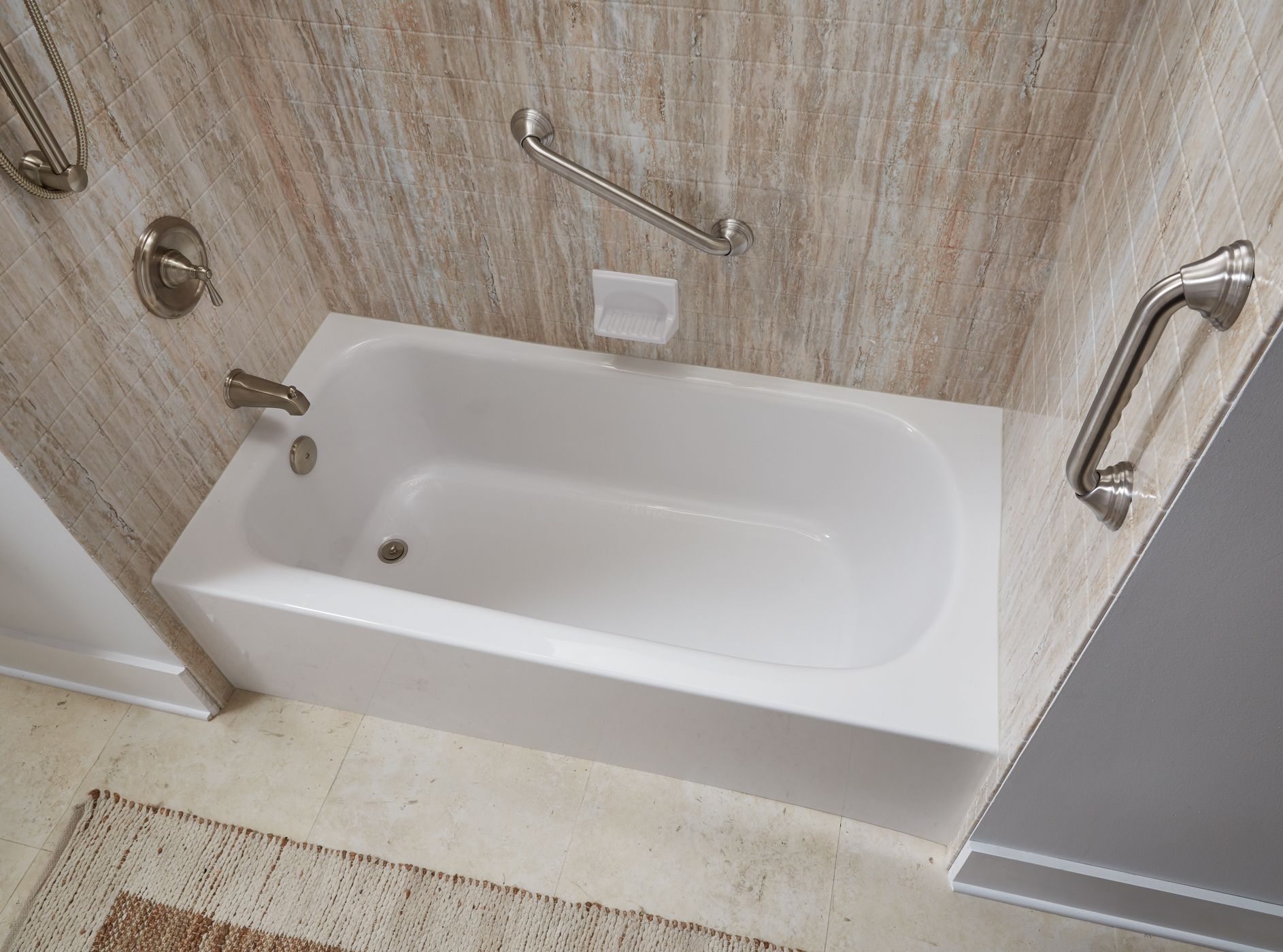 Private Bathtub — Moline, IL — Midwest Bath Co.