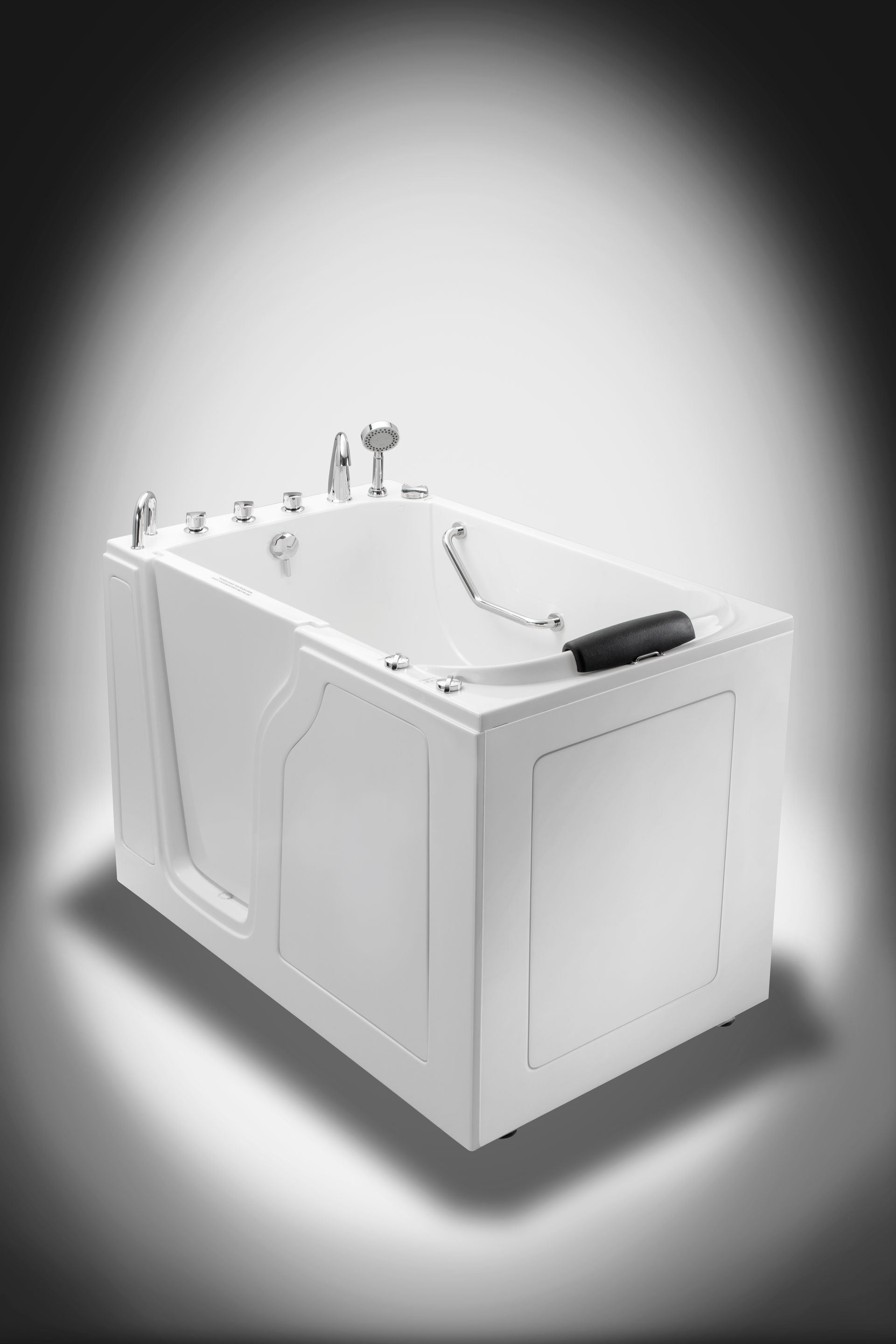 Walk-in Bathtub on Water — Moline, IL — Midwest Bath Co.