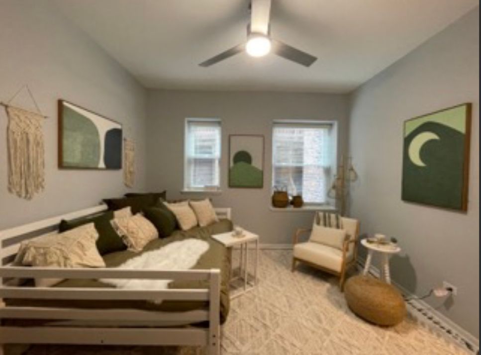 Foswyn arms interior