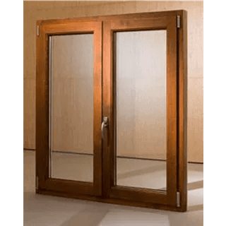 finestra in legno classico