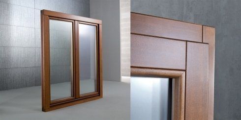 finestra in legno in vendita