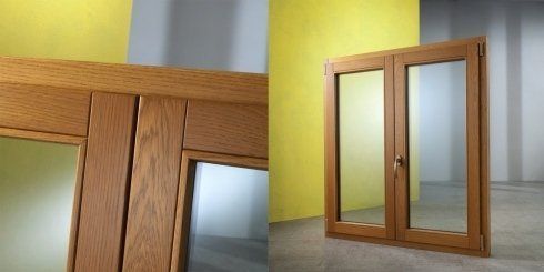 finestra con telaio in legno