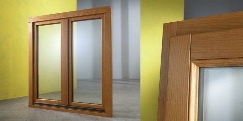finestra moderna in legno