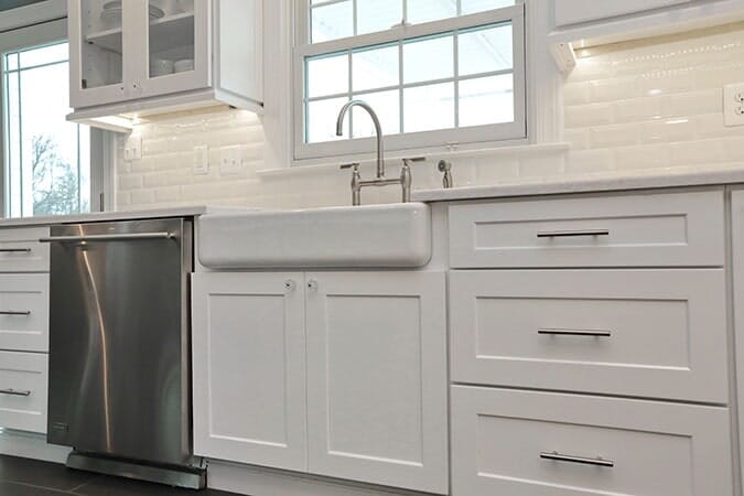 Pure white elegant kitchen design - Kitchen and bath services in Waldorf MD