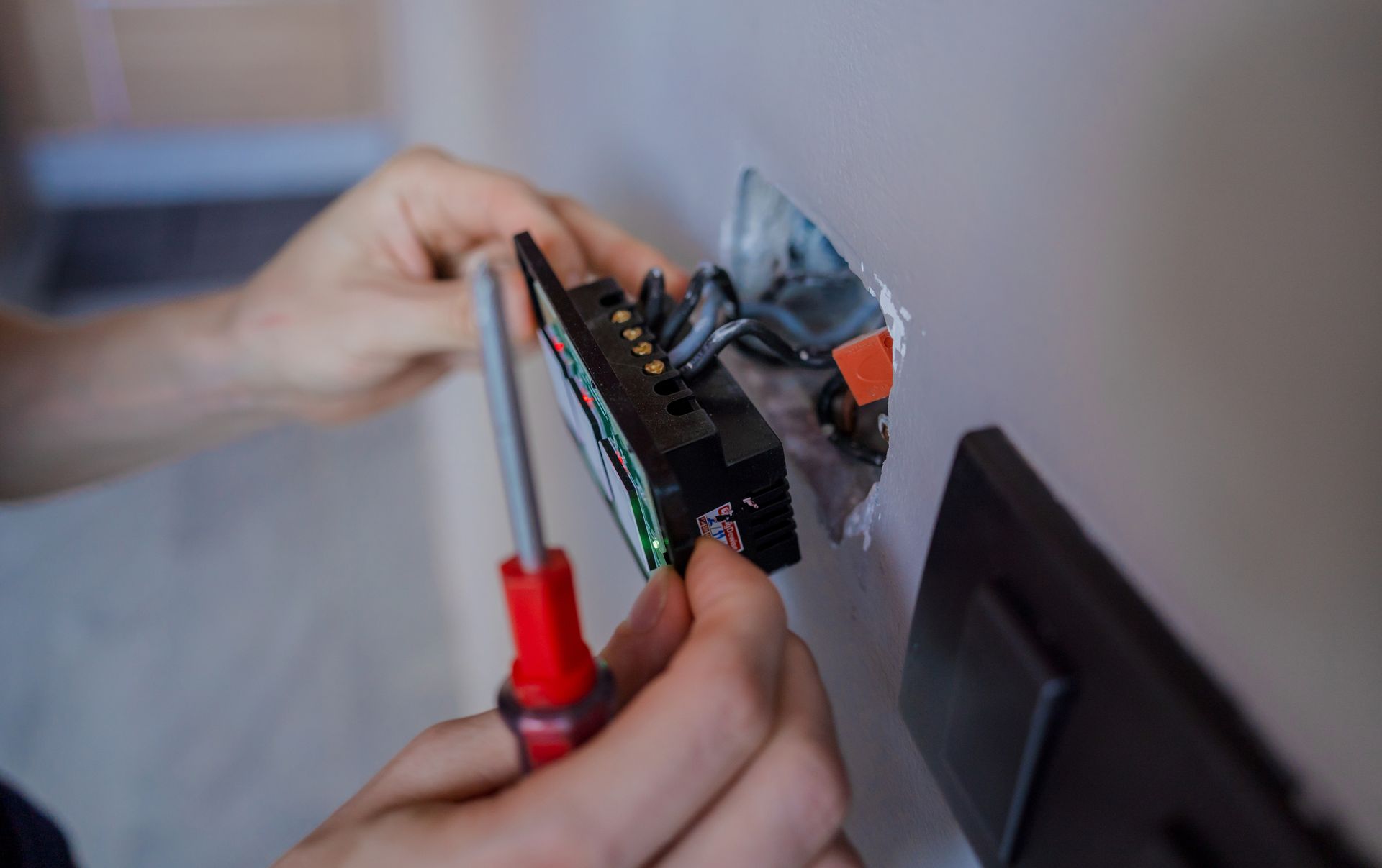 tenant finishes electrical services