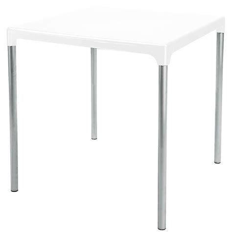 tavolo bianco da esterni