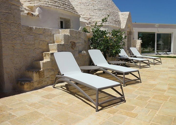 lettini da esterno bianchi