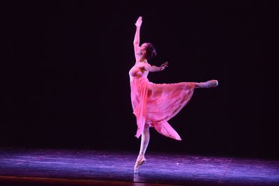 Corsi di danza classica e moderna Arezzo Scuola di Danza Dance