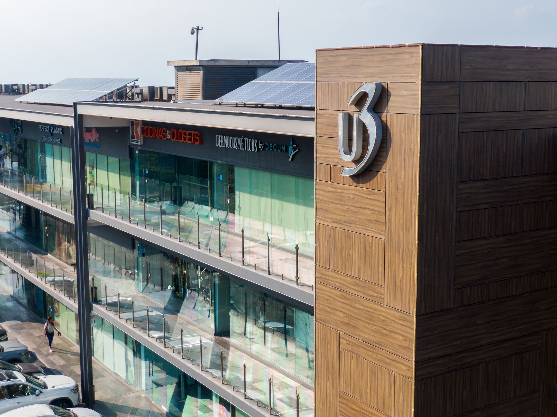Locales comerciales innovadores en Monterrey en U3 Plaza 