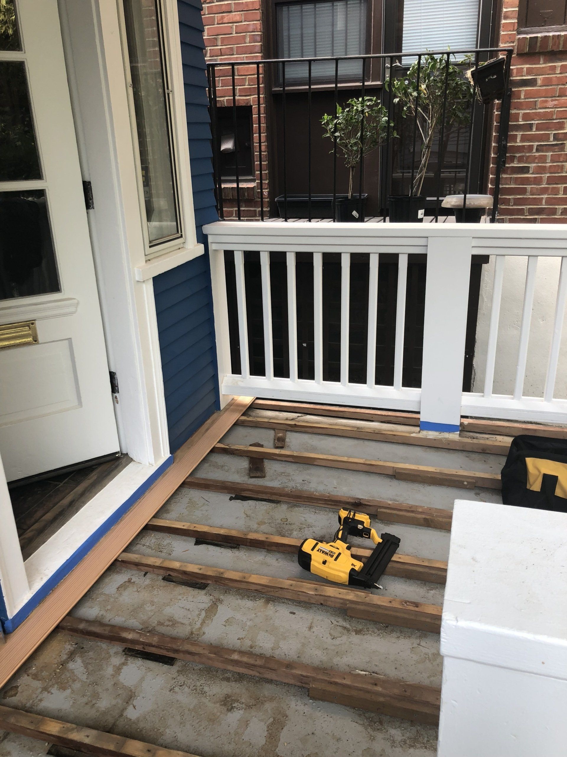 Entrance Deck (before)