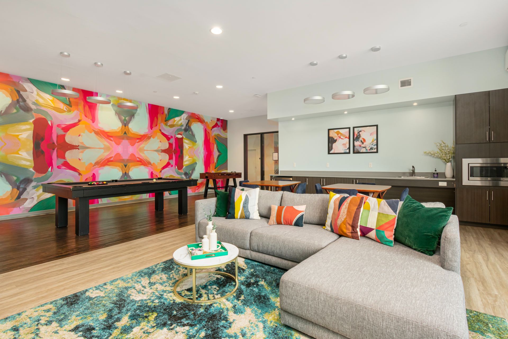 Clubhouse with entertainment and colorful wall design at Link 480.